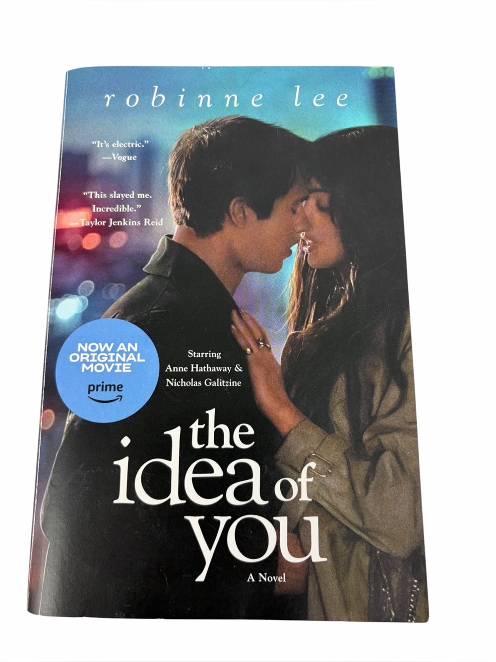 ✨3/$21✨ The Idea of You Robinne Lee Romance